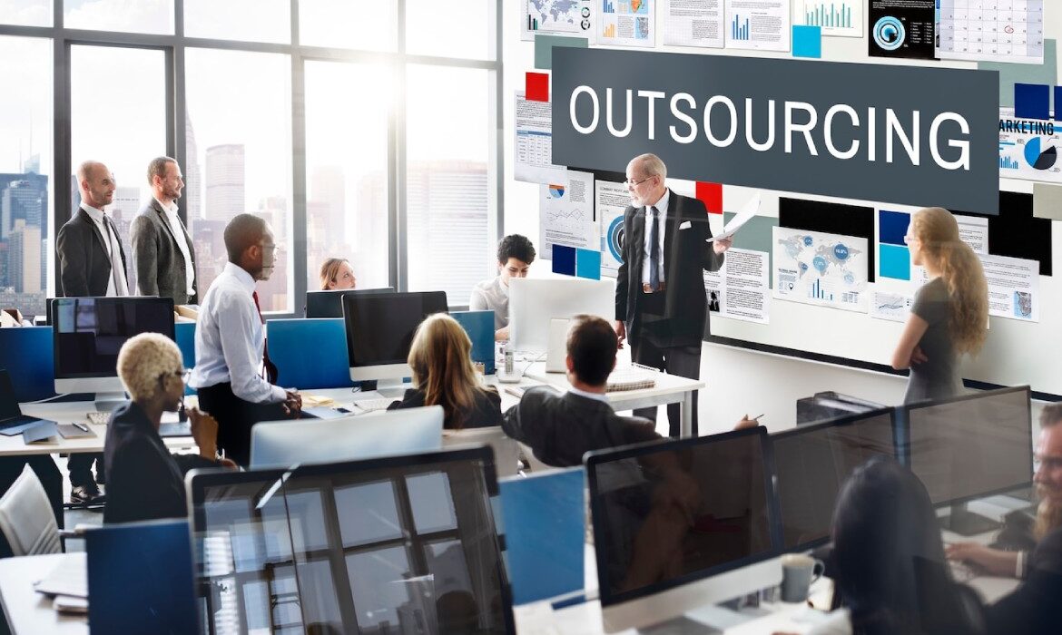 How CFO & CHRO Outsourcing Improves Business Efficiency